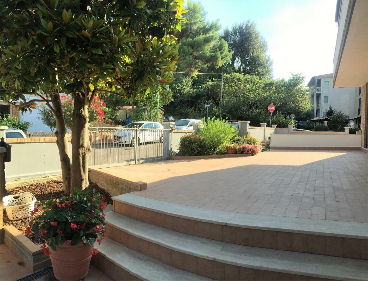 Casa Rossella Apartment Porto Sant'Elpidio Bagian luar foto